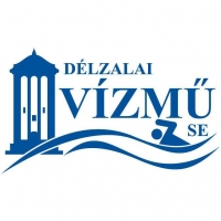 Úszás